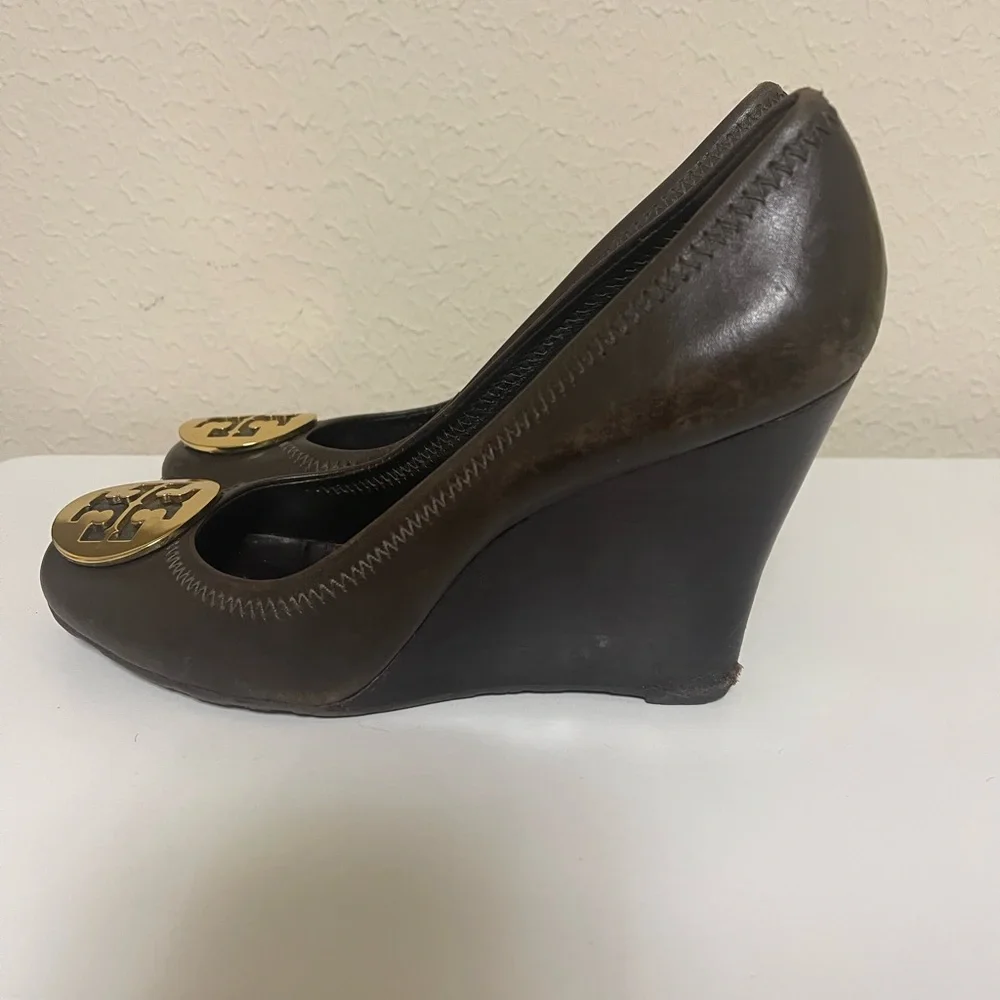 ✨💫 Tory Burch Brown Wedge Shoes 👠 💫✨ - Picture 4 of 11